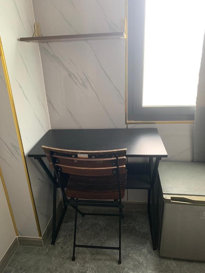 Homestay 26 Nguyen Van Lac Πόλη Χο Τσι Μινχ Εξωτερικό φωτογραφία